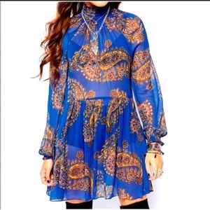 Free People blue flowy paisley dress worn once for engagement pics. Size Small.